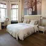 Zenzez & Lounge Apeldoorn