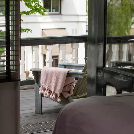 Zenzez & Lounge Hotel 3*