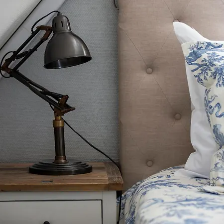 Zenzez & Lounge Hotel Apeldoorn