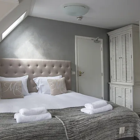 Zenzez & Lounge 호텔 3*