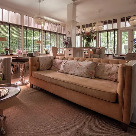 Zenzez & Lounge Hotel 3*