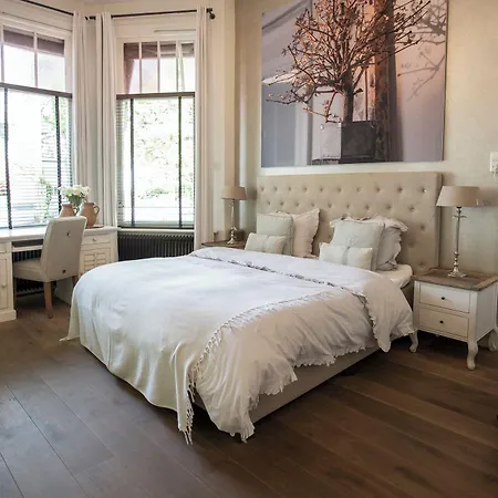 Hotel Zenzez & Lounge