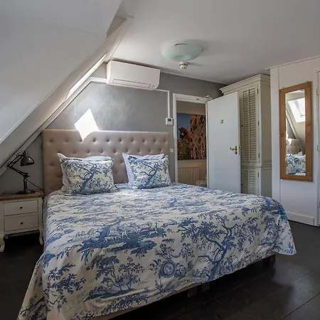 Hotel Zenzez & Lounge 3*