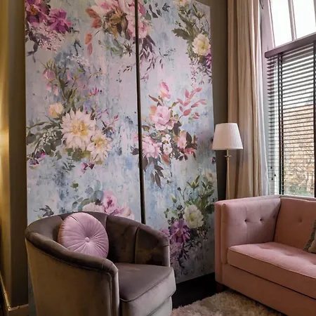 Zenzez & Lounge Hotel Apeldoorn