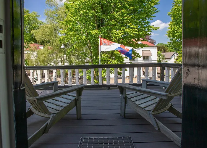 Hotel Zenzez & Lounge 3*