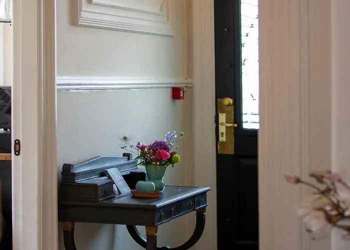 Hotell Zenzez & Lounge Apeldoorn