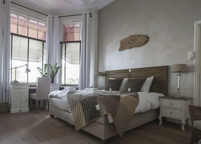 Zenzez & Lounge Hotel 3*