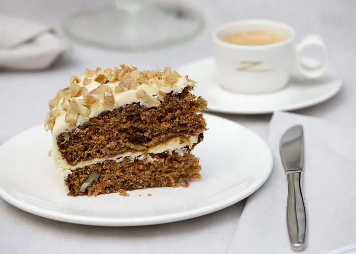 Hotel Zenzez & Lounge