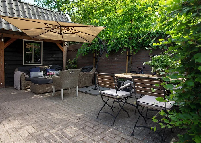 Hotel Zenzez & Lounge