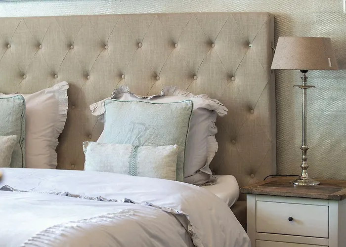 Hotel Zenzez & Lounge 3*