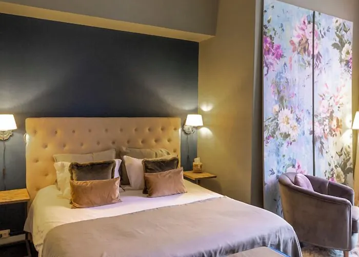 Hotel Zenzez & Lounge 3*