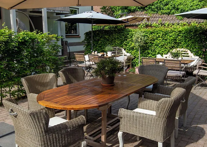 Hotell Zenzez & Lounge