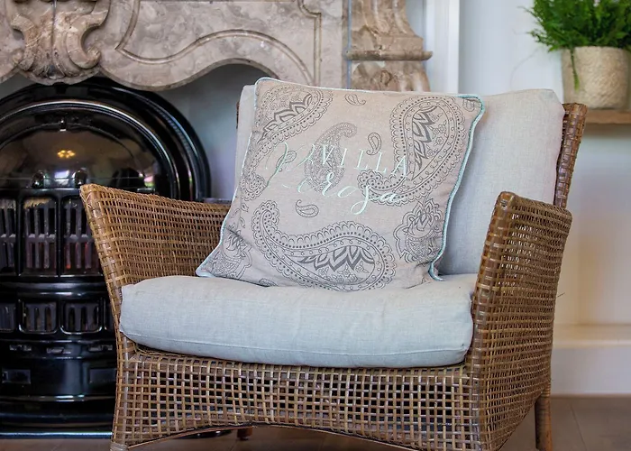 Hotell Zenzez & Lounge