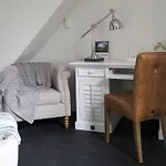 Szálloda Zenzez & Lounge 3*
